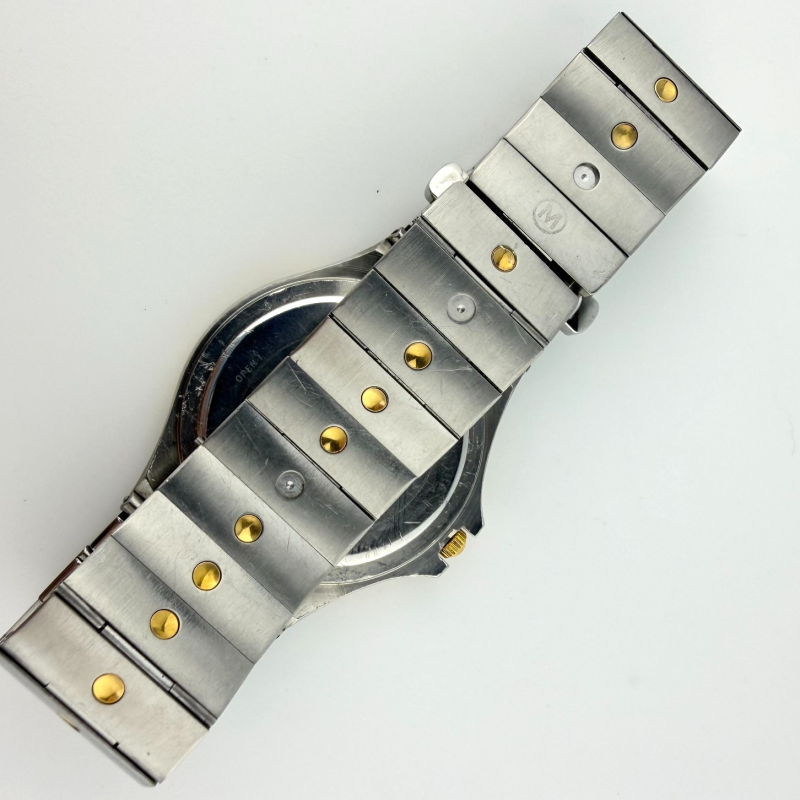 Movado Swiss Museum Classic Mens St. Steel Watch Gold tone Dots Two-Tone