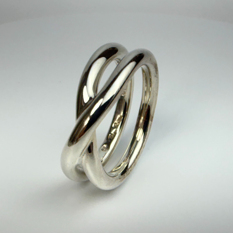 Vintage Tiffany & Co. Paloma Picasso Le Circle Crossover Band Ring Size 10