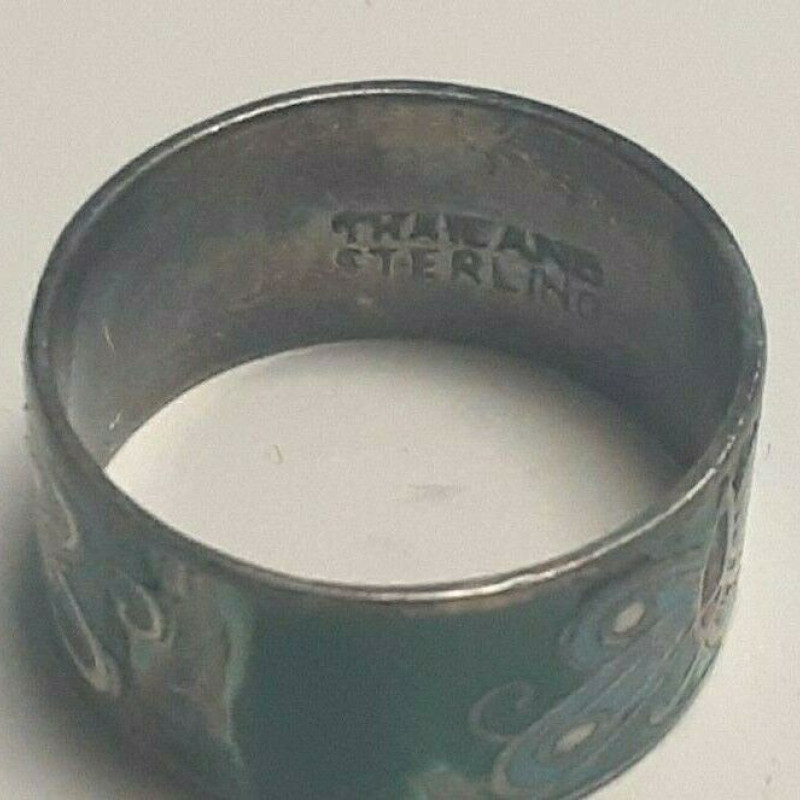 Antique Thailand Sterling Silver Green Multicolored Designed w/ Butterflies Ring Antique Thailand Sterling Silver Green Multicolored Designed w/ Butterflies Ring