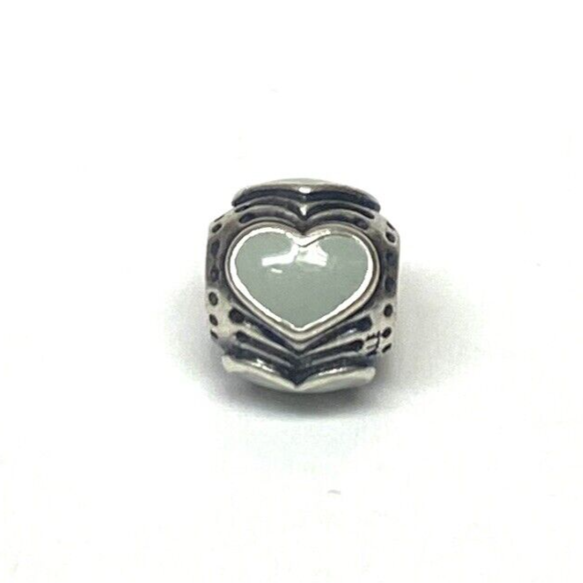 Pandora Silver Enamel Light Grey Hearts Bead 790591