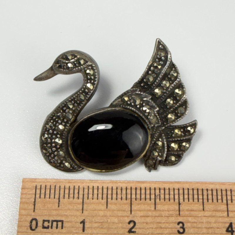 Vintage Sterling Silver Swan Brooch with black Onyx Belly and Marcasite detail