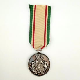 Netherlands War Faithful Service Juliana Silvered Loyal Service Medal With Ribb.