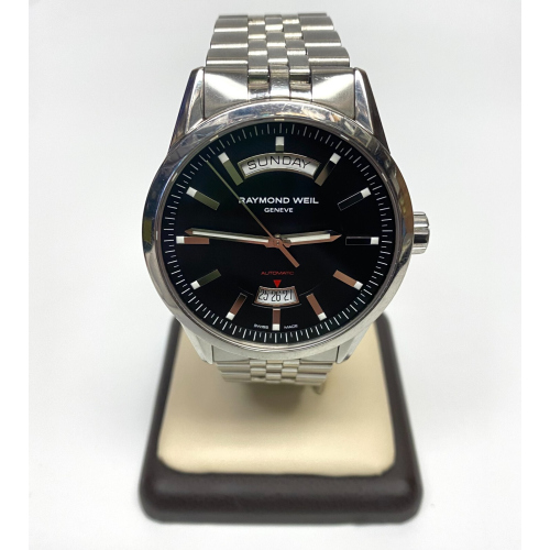 Raymond Weil Geneve Automatic Black Dial Watch 2720