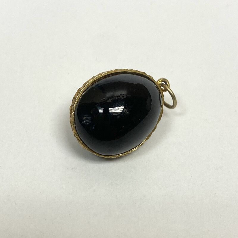 Antique Sterling Silver & And Black Colored Enamel Egg With Red Stone Penda