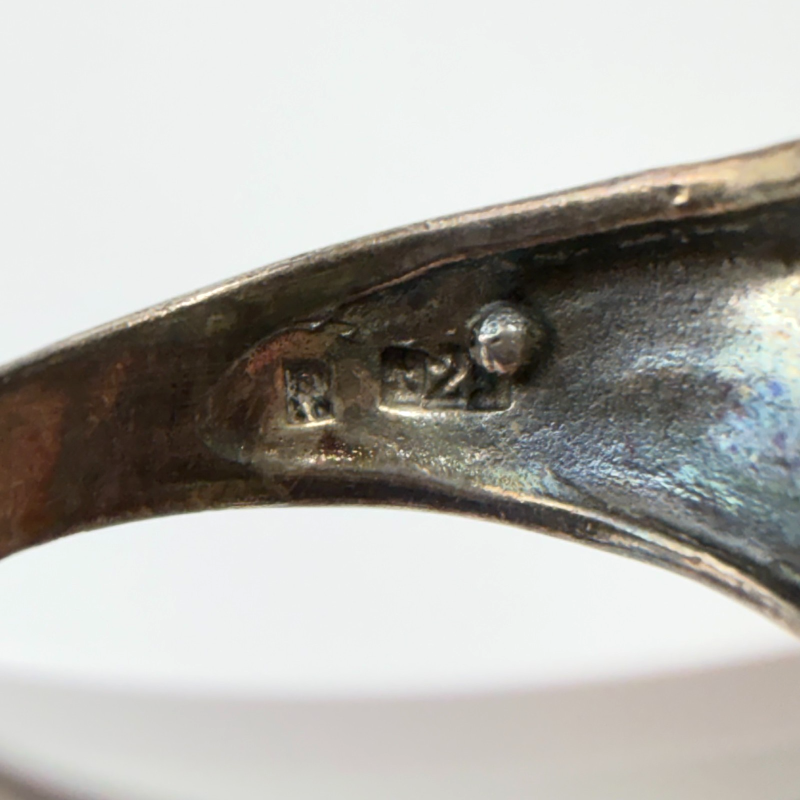 925 Sterling Silver  Vintage Pearl & Marcasite Cocktail Ring Size 6