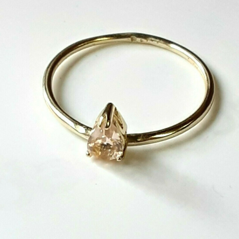 Shashi Sterling Silver Pear Shaped With Pink Stone Women's Ring Size 7 Shashi Sterling Silver Pear Shaped With Pink Stone Women's Ring Size 7