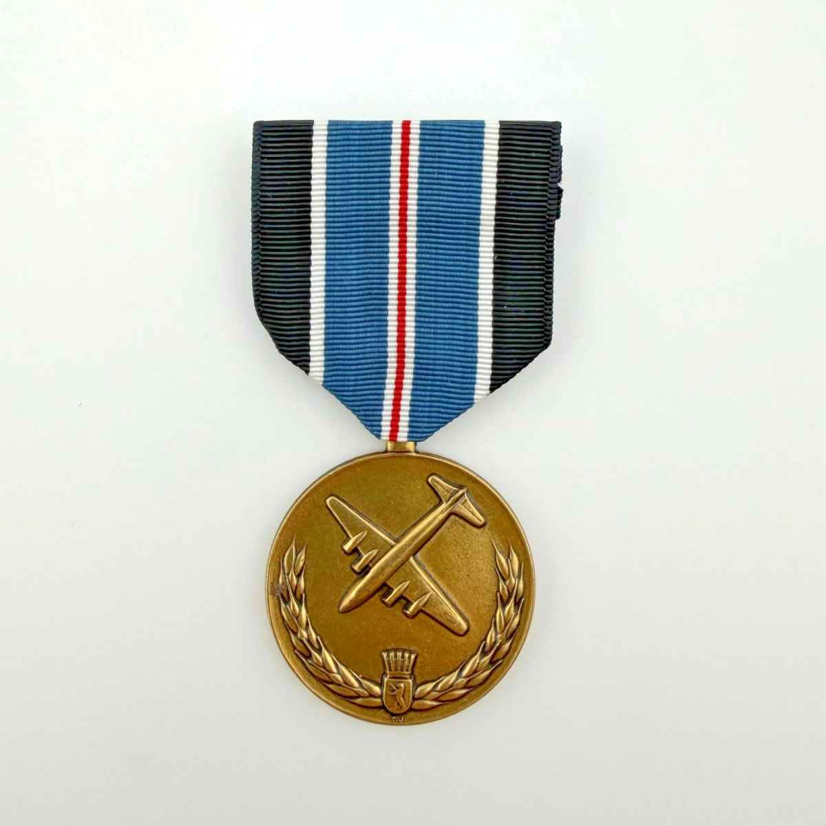 Berlin Airlift Medal for Humane Action slot brooch period make WWII Occupation