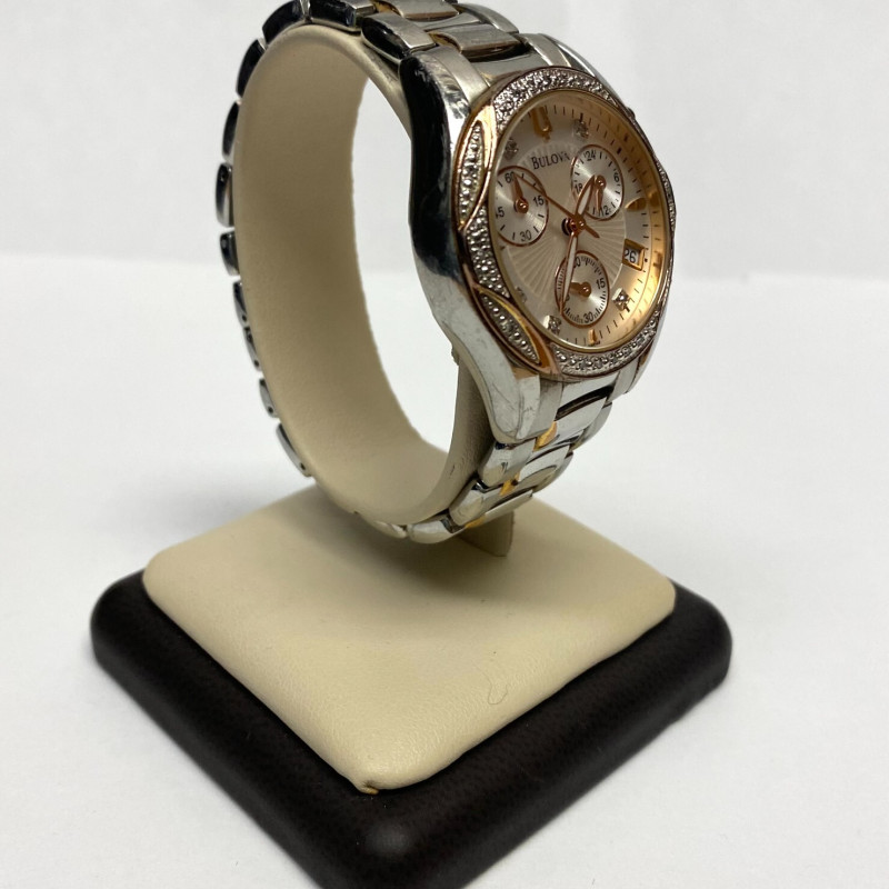 BULOVA DIAMOND WATCH, Wrist size 6.25 inches BULOVA DIAMOND WATCH, Wrist size 6.25 inches