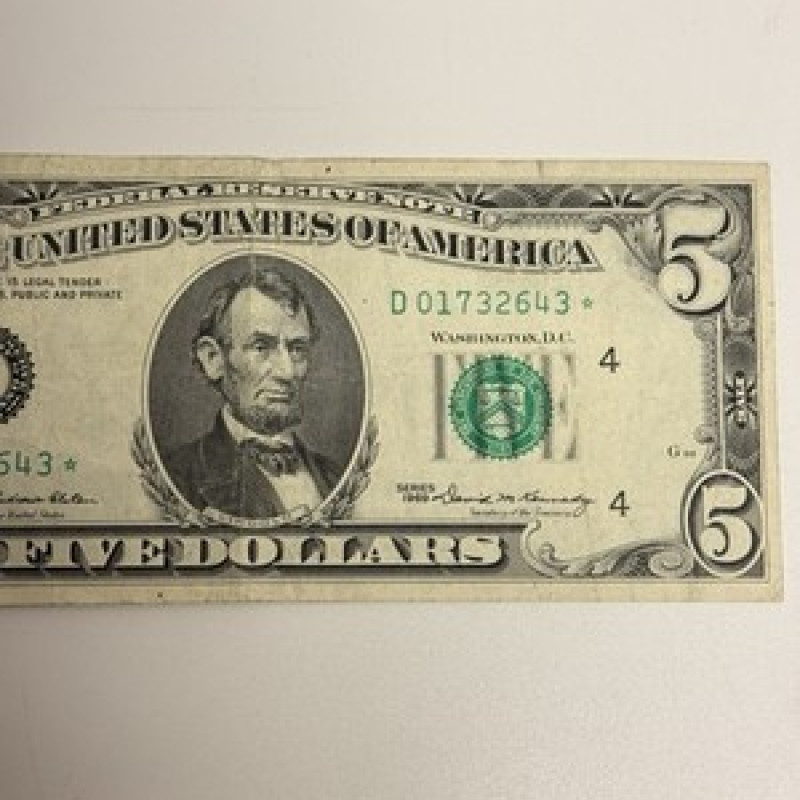 Series 1969 $5 Star Note Federal Reserve Cleveland (D) U.S. Five Dollar Bill