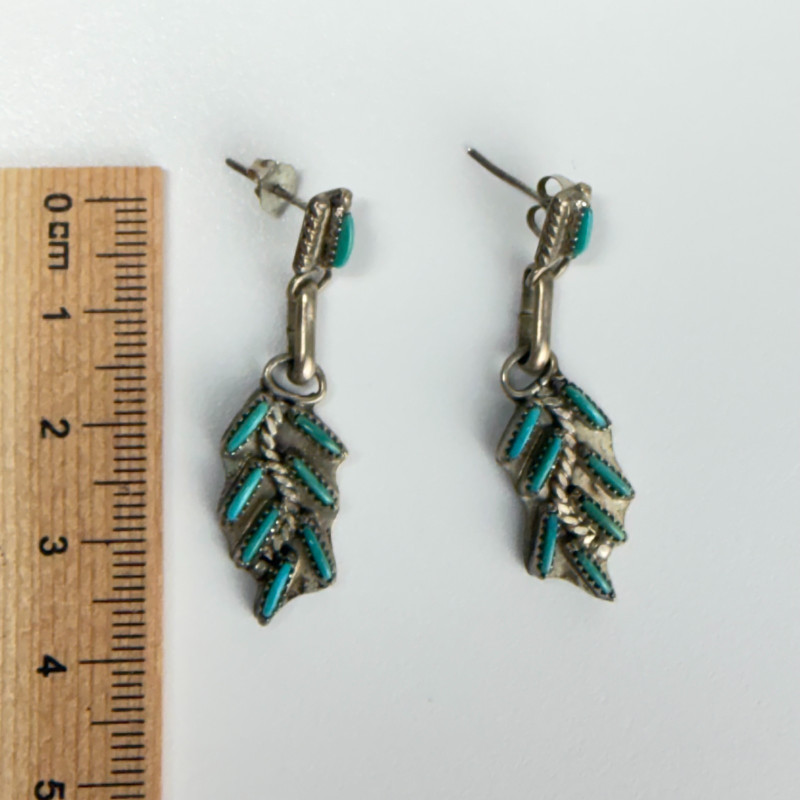Vintage Native American Turquoise Needle Point Silver Unsigned Earrings