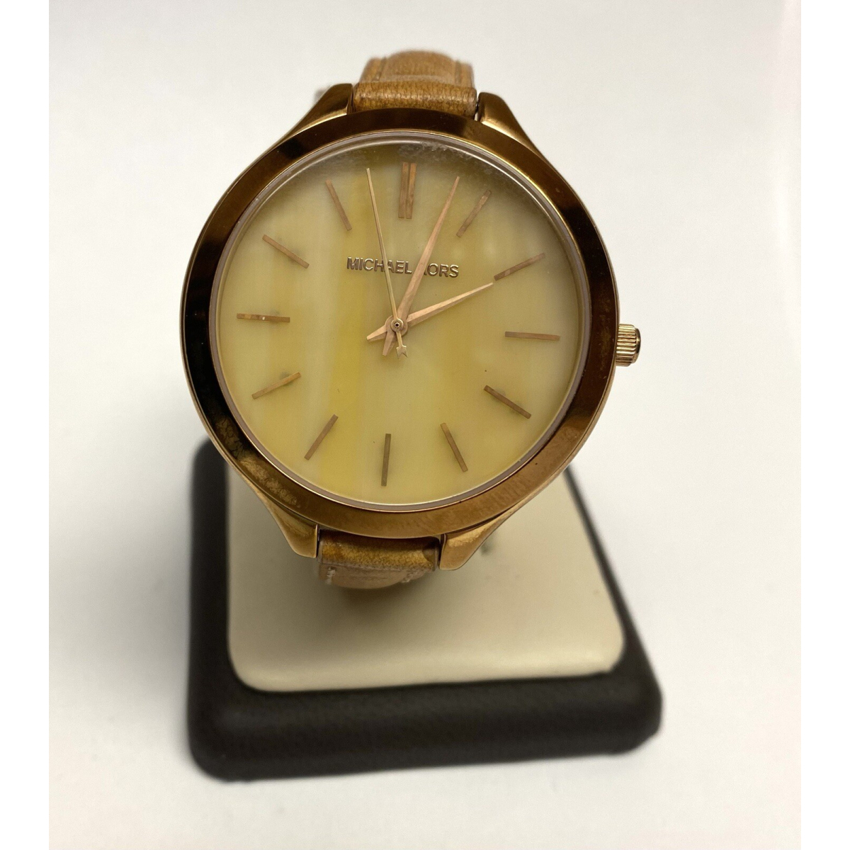 MICHAEL KORS ST.STEEL 14 INCH LONG BAND.