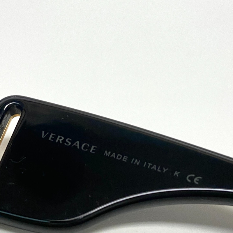 NIB!! Authentic VERSACE Iconic Archive Limited Edition MOD.4265 GB1/87 NIB!! Authentic VERSACE Iconic Archive Limited Edition MOD.4265 GB1/87