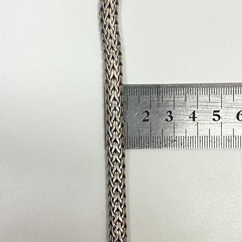John Hardy Sterling Silver Chain Bracelet 8 inch, 8 mm diameter John Hardy Sterling Silver Chain Bracelet 8 inch, 8 mm diameter