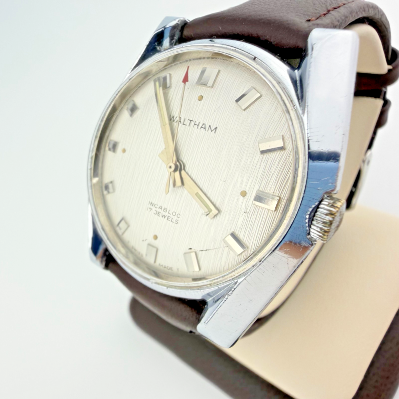 Vintage Waltham 17 Jewel Mechanical Watch Swiss Linen Dial Men's Leather Band