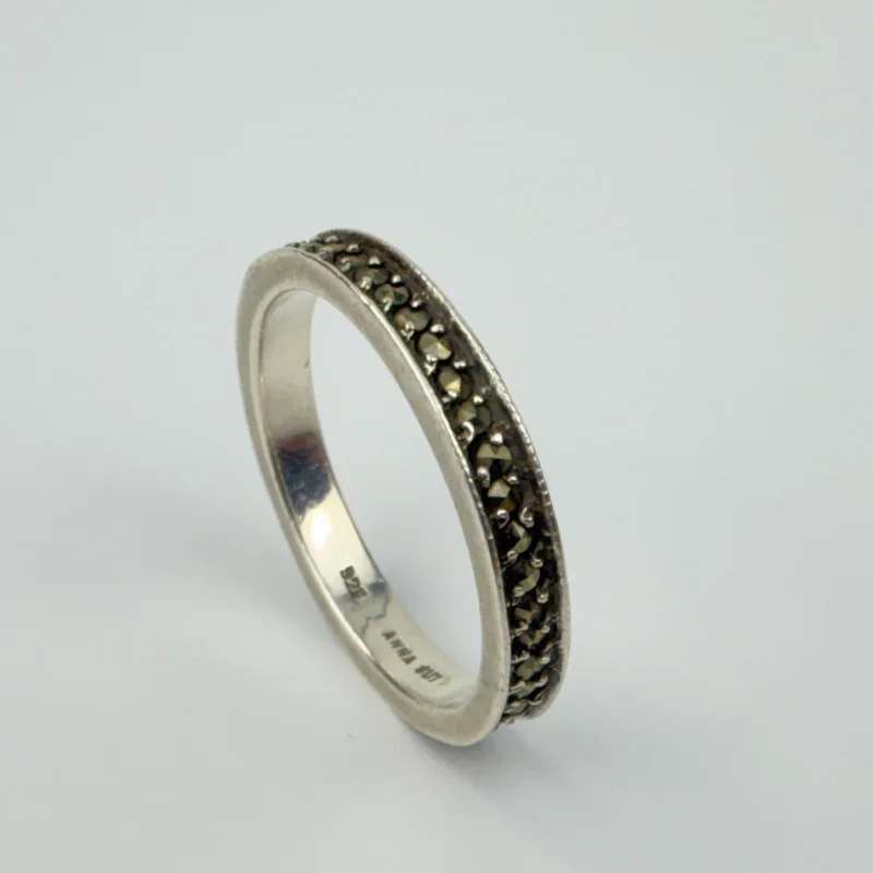 Anna Sui Marcasite Sterling Silver Band Ring Size 7