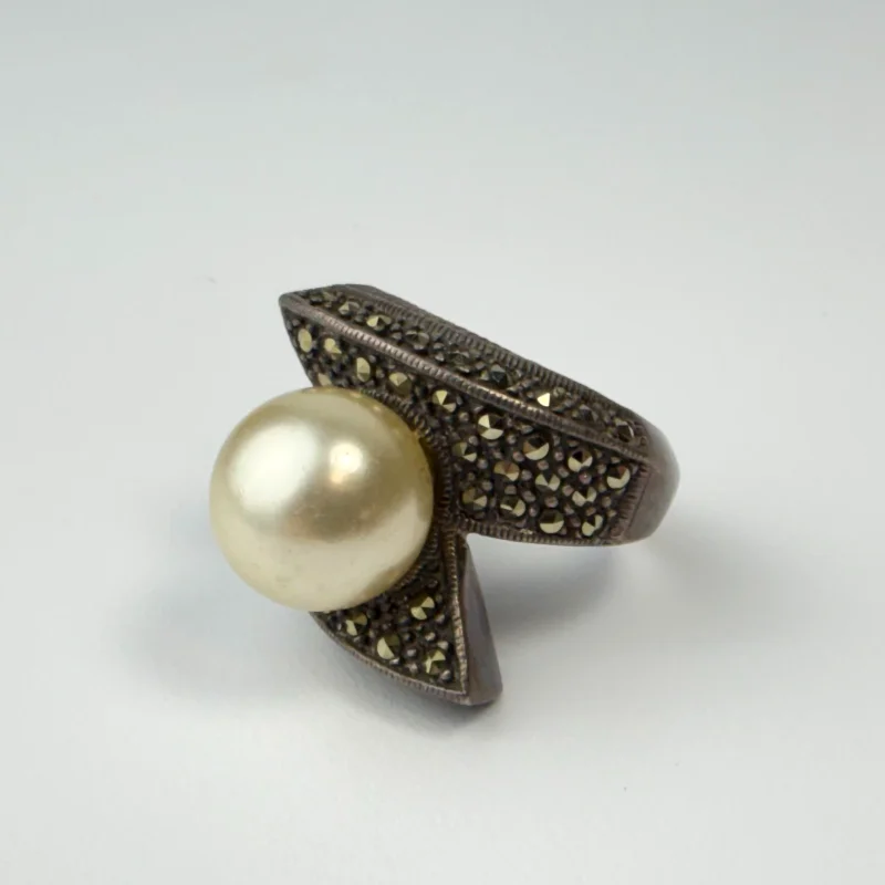925 Sterling Silver  Vintage Pearl & Marcasite Cocktail Ring Size 6