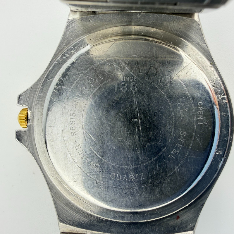 Movado Swiss Museum Classic Mens St. Steel Watch Gold tone Dots Two-Tone