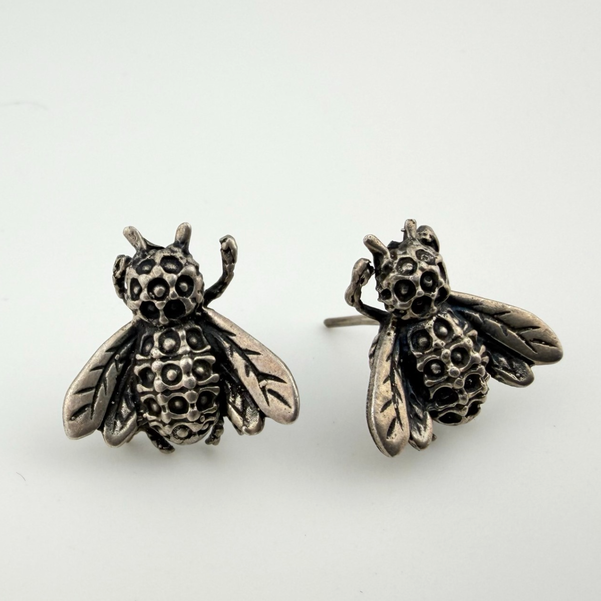Vintage Style Sterling Silver Bumble Bee Stud Earrings - Unbranded