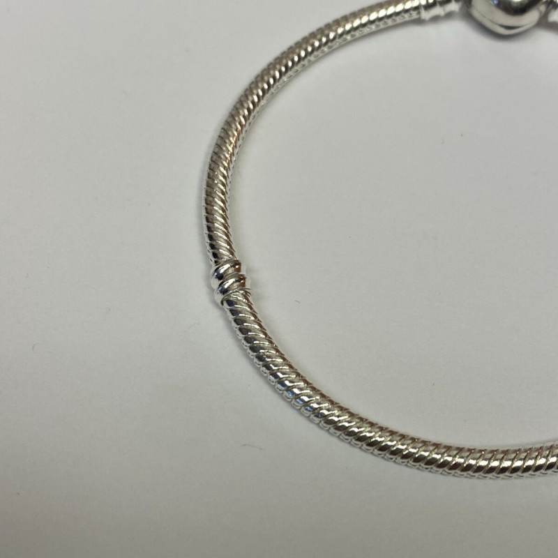 PANDORA Moments Heart Clasp Snake Chain Bracelet Size 7 inches