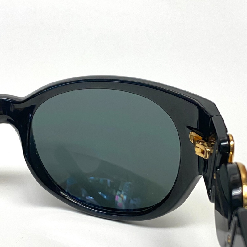 NIB!! Authentic VERSACE Iconic Archive Limited Edition MOD.4265 GB1/87 NIB!! Authentic VERSACE Iconic Archive Limited Edition MOD.4265 GB1/87