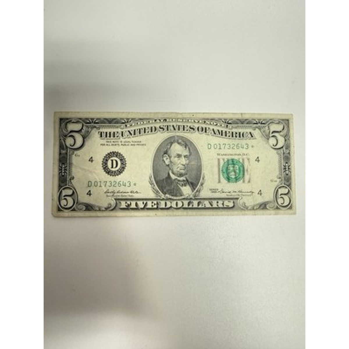 Series 1969 $5 Star Note Federal Reserve Cleveland (D) U.S. Five Dollar Bill
