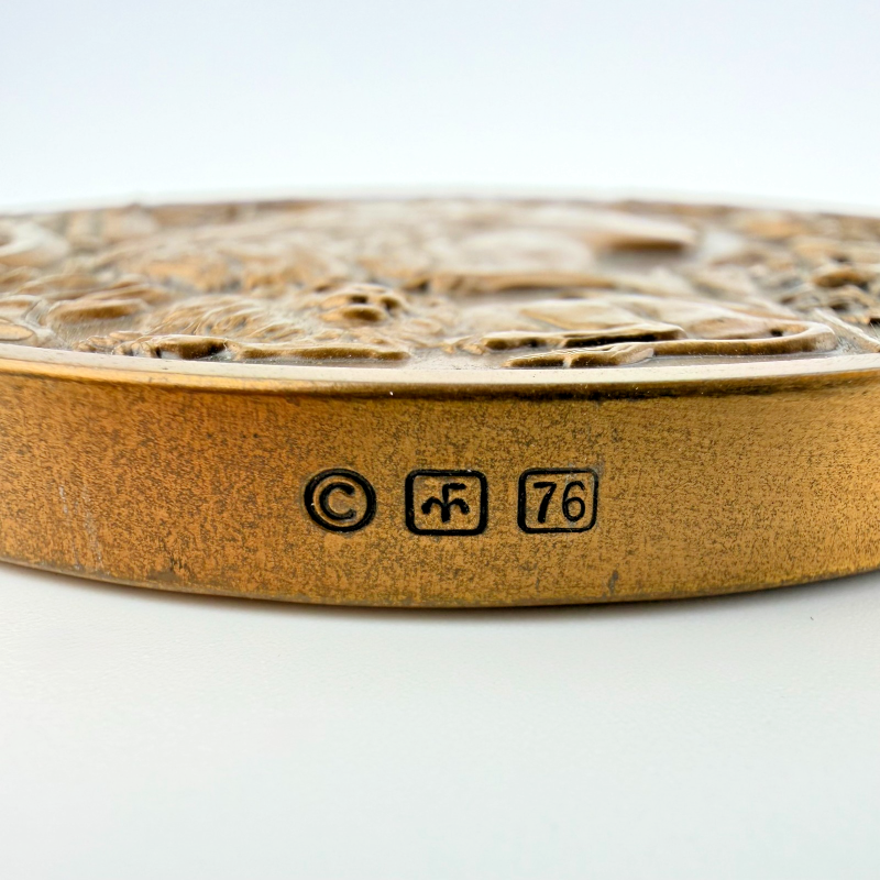 1977 Franklin Mint bronze 3” Art medal /Calendar by Donald Everhart II