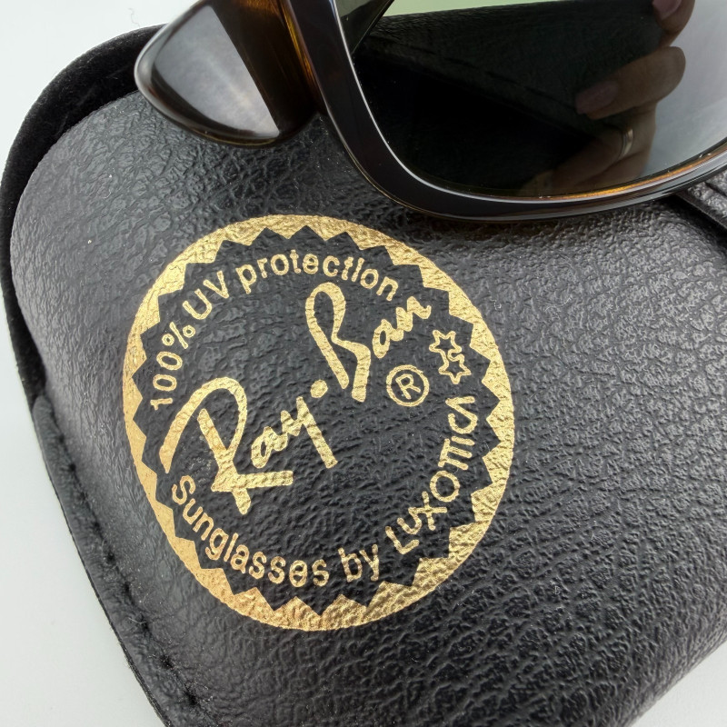 Ray-Ban RB2132 New Wayfarer 710/51 Tortoise Gradient 52mm w/ Case Good Condition