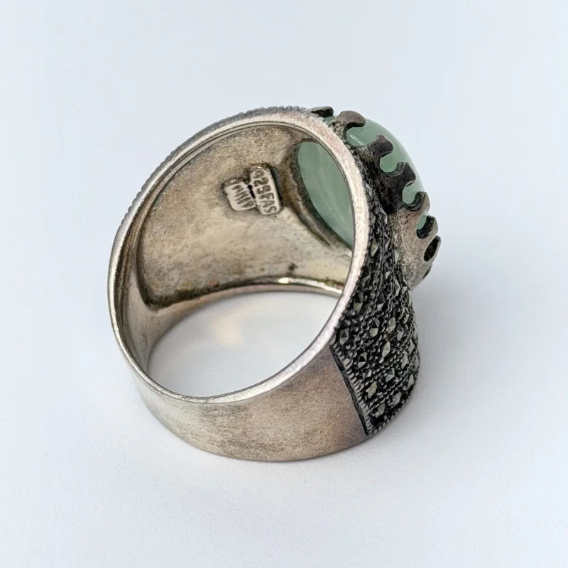 Beautiful Green Jade and Marcasite Sterling Silver Ring Sz 10