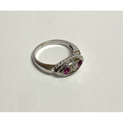14K Beautiful White Gold Oval Pink Stud With Diamond Woman Ring