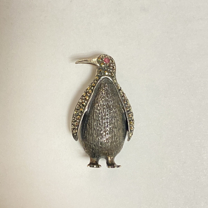 Antique Sterling Silver Marcasite Ferza Engraved Penguin RUBY Red EYE Brooch Antique Sterling Silver Marcasite Ferza Engraved Penguin RUBY Red EYE Brooch