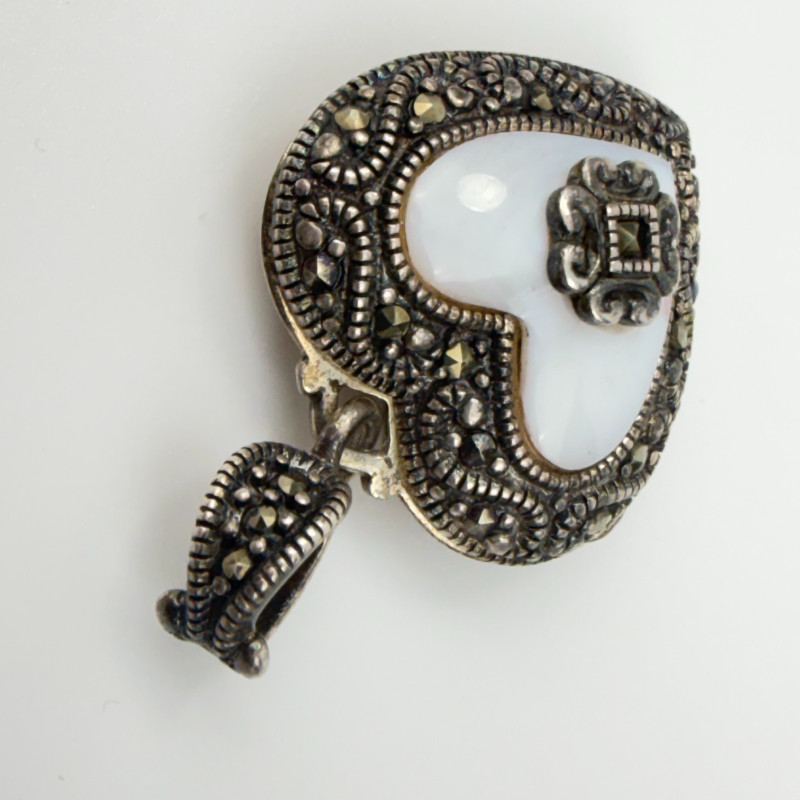 Vintage Marcasite Mother of Pearl Heart Locket/Pendant Sterling Silver Thailand