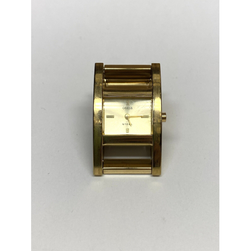 GUESS GOLD TONE WATCH GUESS STEEL WATER RESISTANT JAPAN MOVT GUESS GOLD TONE WATCH GUESS STEEL WATER RESISTANT JAPAN MOVT