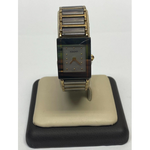 Rado DiaStar Woman’s Watch White Ceramic Yellow Gold Tone Rado DiaStar Woman’s Watch White Ceramic Yellow Gold Tone