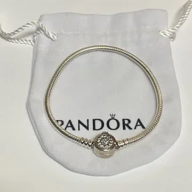 Authentic Pandora Moments Sparkling Crown O Snake Chain Bracelet 7 inches