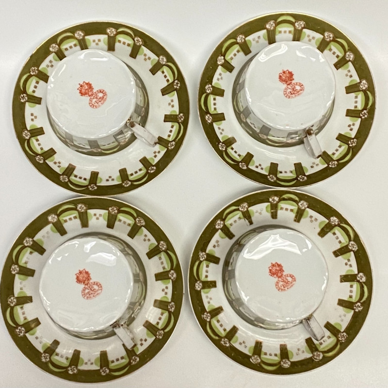 Porcelain tea set of 4 cups and saucers by Gardner Moscow