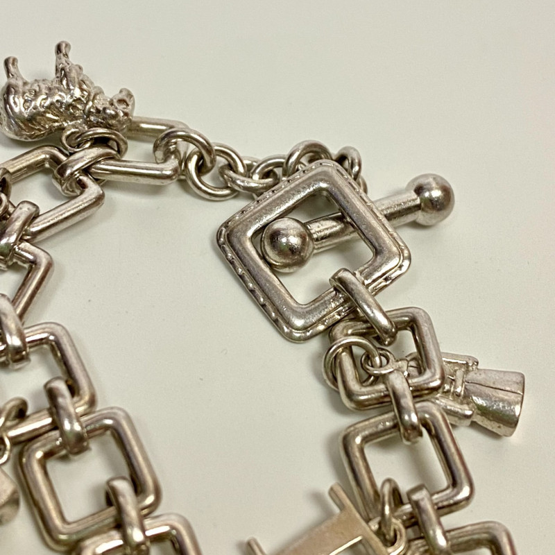 Burberry BU5200 Sterling Silver 10 Charms Dangle Bracelet Watch 7.5 in Burberry BU5200 Sterling Silver 10 Charms Dangle Bracelet Watch 7.5 in