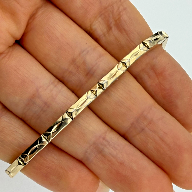 Vintage LaMarque 17 Jewels Ladies Gold Watch Expansion Bracelet Swiss 5.5 in