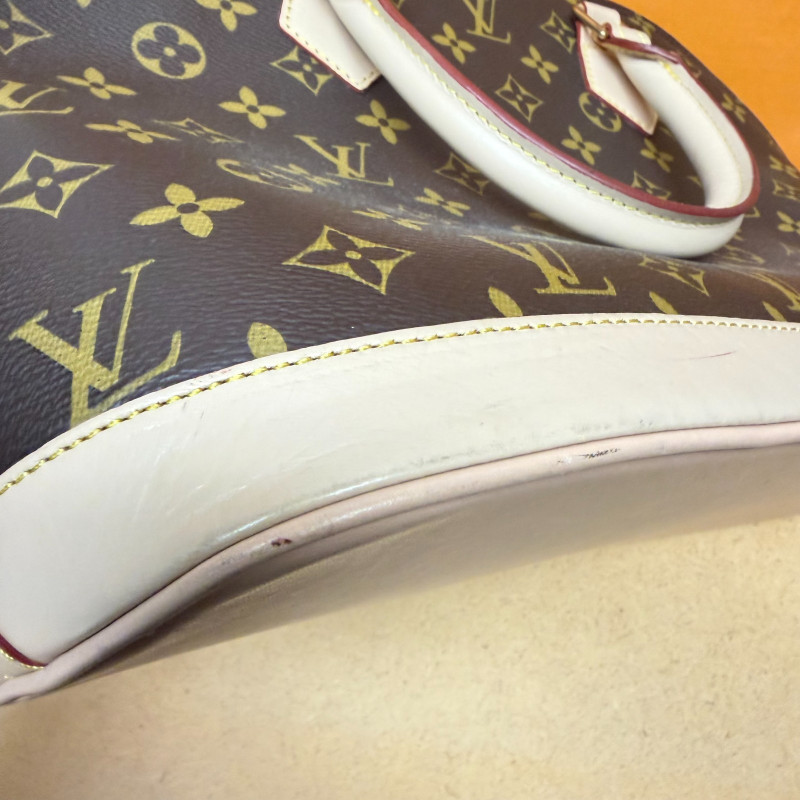 Vintage Louis Vuitton Monogram Alma PM Canvas Handbag - Cream Leather Trim