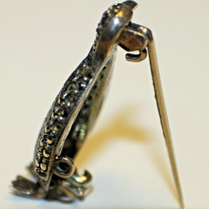 Antique Sterling Silver Marcasite Ferza Engraved Penguin RUBY Red EYE Brooch Antique Sterling Silver Marcasite Ferza Engraved Penguin RUBY Red EYE Brooch
