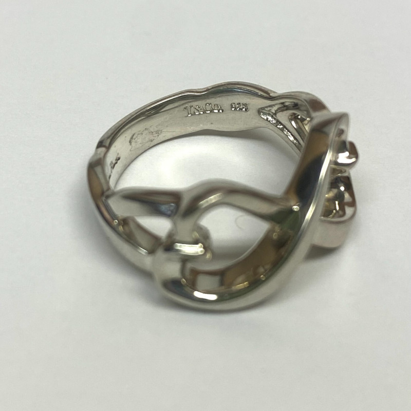 Tiffany & Co. Paloma Picasso Loving Heart Infinity Ring in Sterling Silver Tiffany & Co. Paloma Picasso Loving Heart Infinity Ring in Sterling Silver