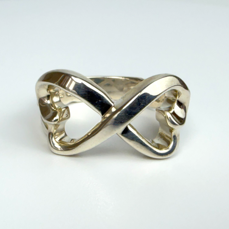 Tiffany & Co. Silver Paloma Picasso Loving Heart Band Ring Size 6