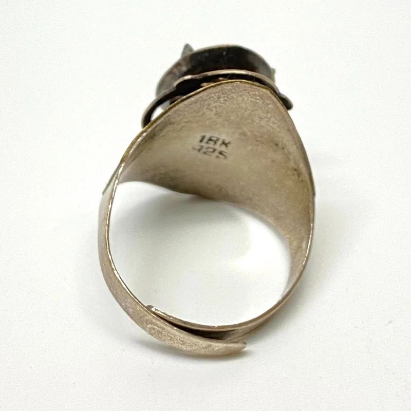 Vintage Turquoise 18K Gold and Sterling Silver Ring Vintage Turquoise 18K Gold and Sterling Silver Ring
