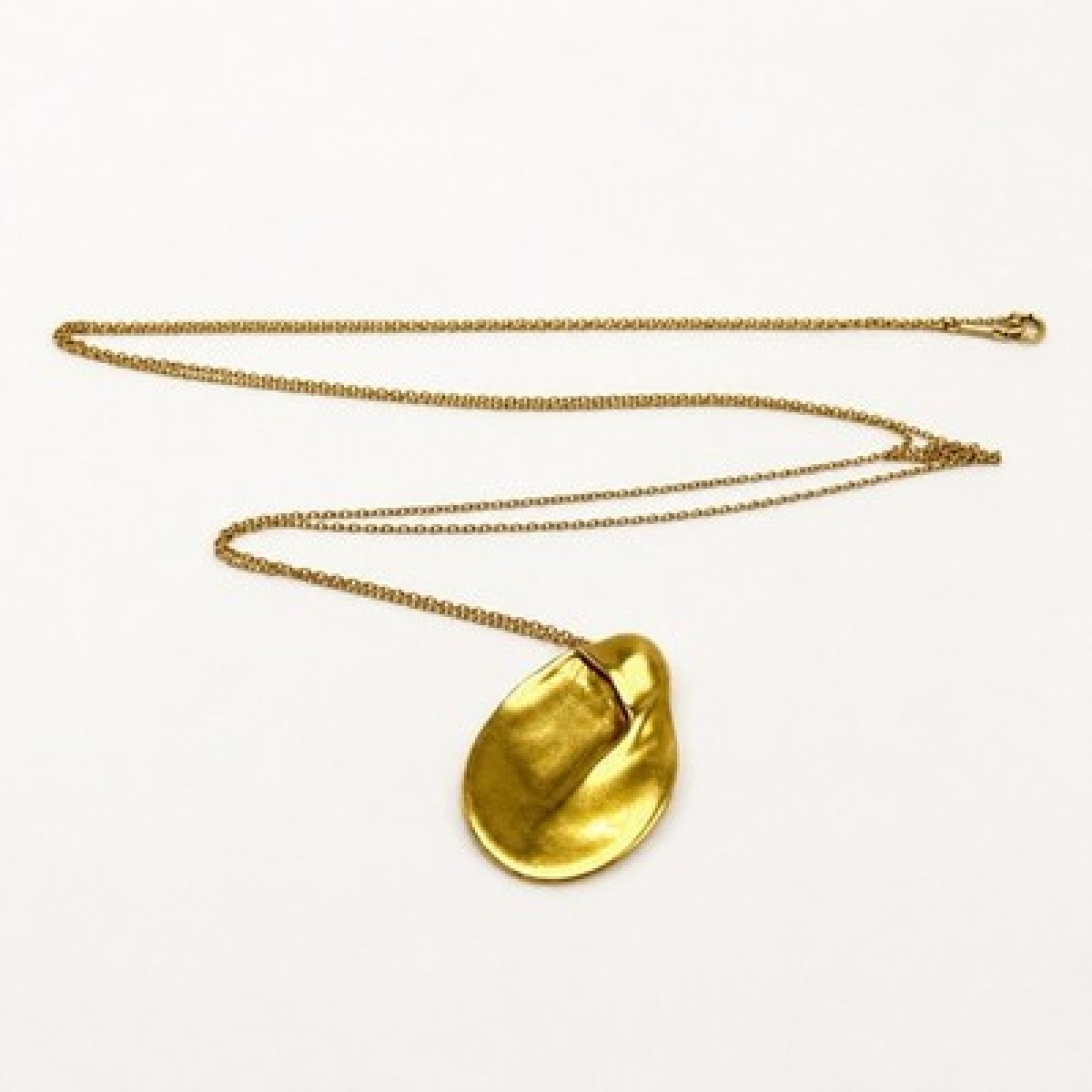 Tiffany & Co Elsa Peretti 18K Gold Madonna Pendant Necklace - Tiffany & Co.
