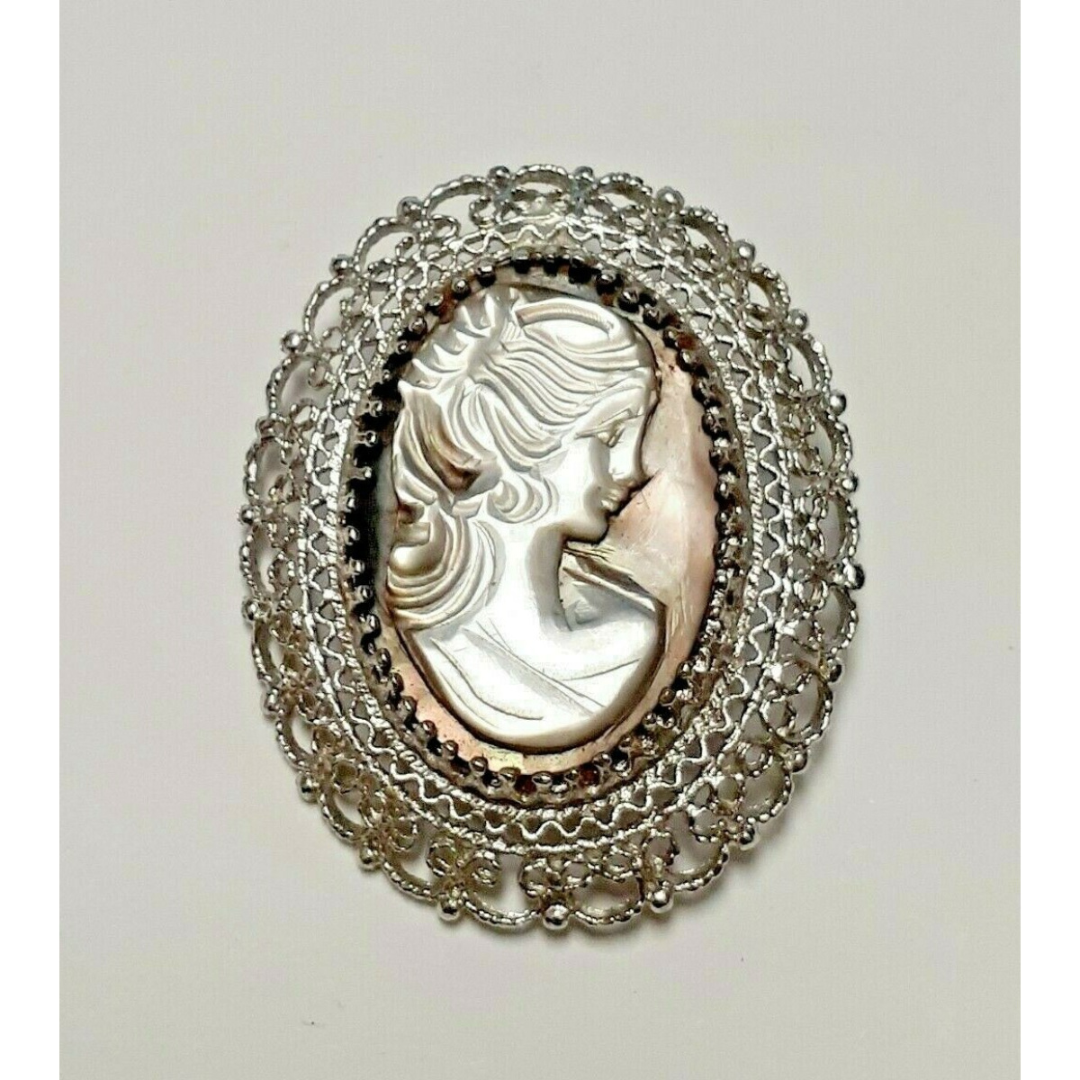 Vtg. Sterling Silver Oval Black Mother of Pearl Cameo Pin Brooch/ Pendant K.L.