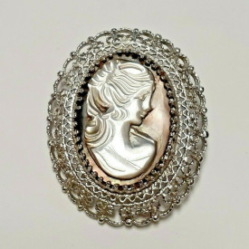 Vtg. Sterling Silver Oval Black Mother of Pearl Cameo Pin Brooch/ Pendant K.L.