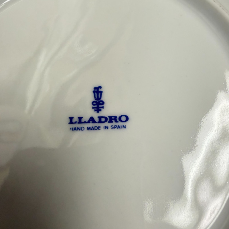 Lladro Dia de la Madre 1972 Mother's Day Plate Blue & White Bas Relief w/Box