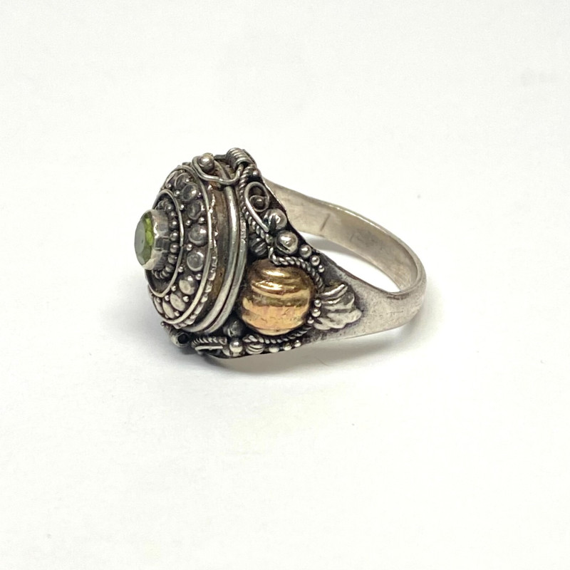 OLD VICTORIAN STYLE STERLING SILVER and 14k, GREEN PERIDOT POISON RING Size 6.7
