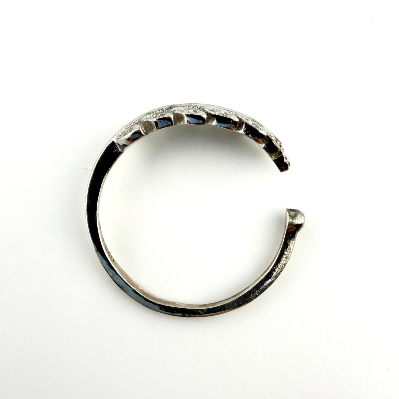 Olive Leaves 925 Sterling Silver  Ring Size 7 CZ