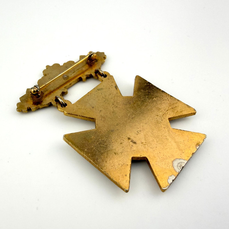 Nocturnal Adoration Society Religious Catholic Gold-tone & Enamel Pin Medal