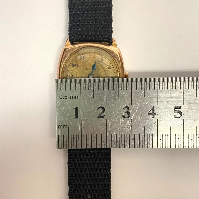 Rolex World's Records Geneve Suisse Gold Medal 9k Square Watch, 1920s